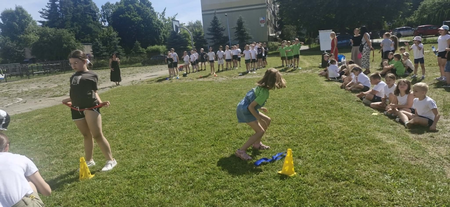 OLIMPIADA KLAS M�ODSZYCH