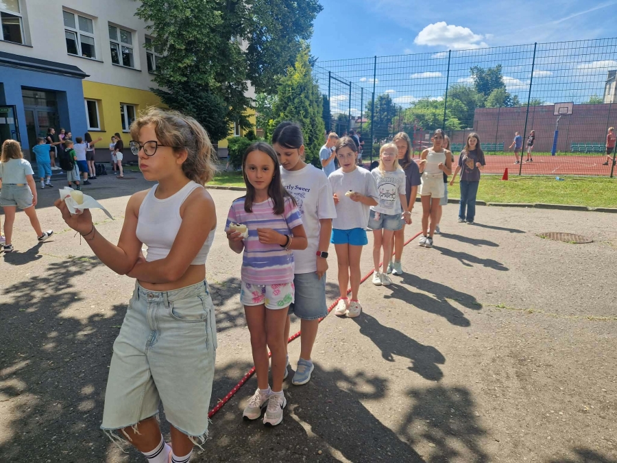 DZIE� SPORTU
