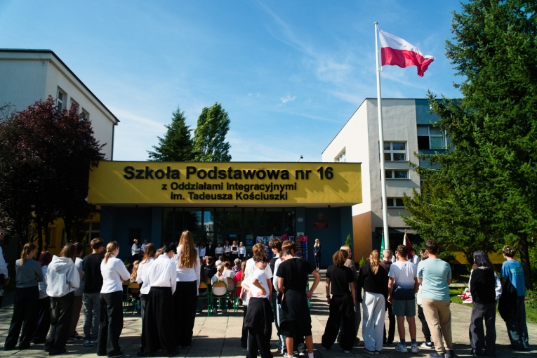 DZIE� SYBIRAKA 