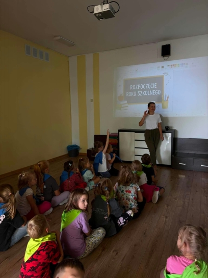 PIERWSZY TYDZIE� W �WIETLICY ZA NAMI!