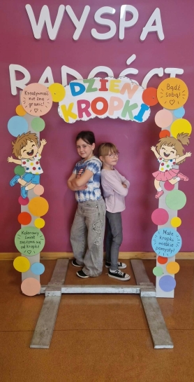 KROPKI, KROPECZKI I MN�STWO DOBREJ ZABAWY
