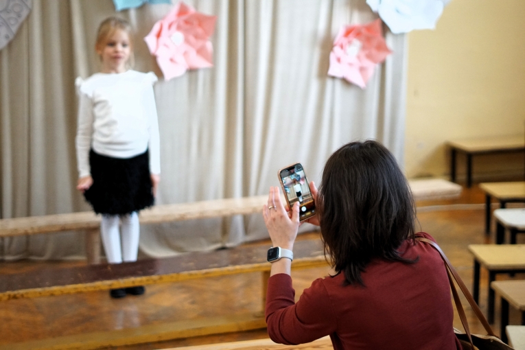UROCZYSTE �LUBOWANIE KLAS PIERWSZYCH